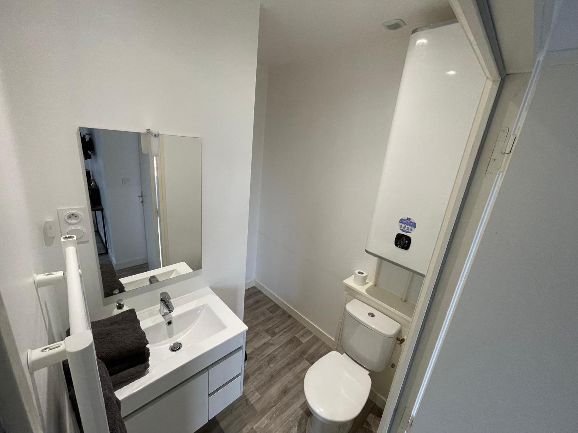 Appartement T2 N3, Proche Naval Group Et Centre Ville Cherbourg-en-Cotentin Bagian luar foto